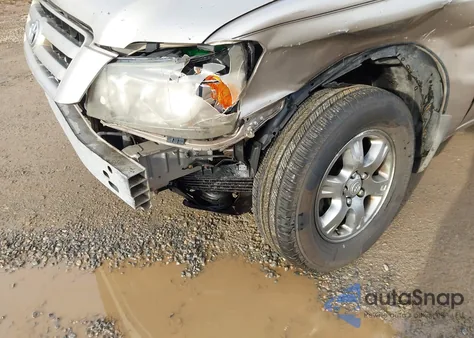 2004 Toyota Highlander V6 z USA, uszkodzony, nr VIN JTEDP21A740031330